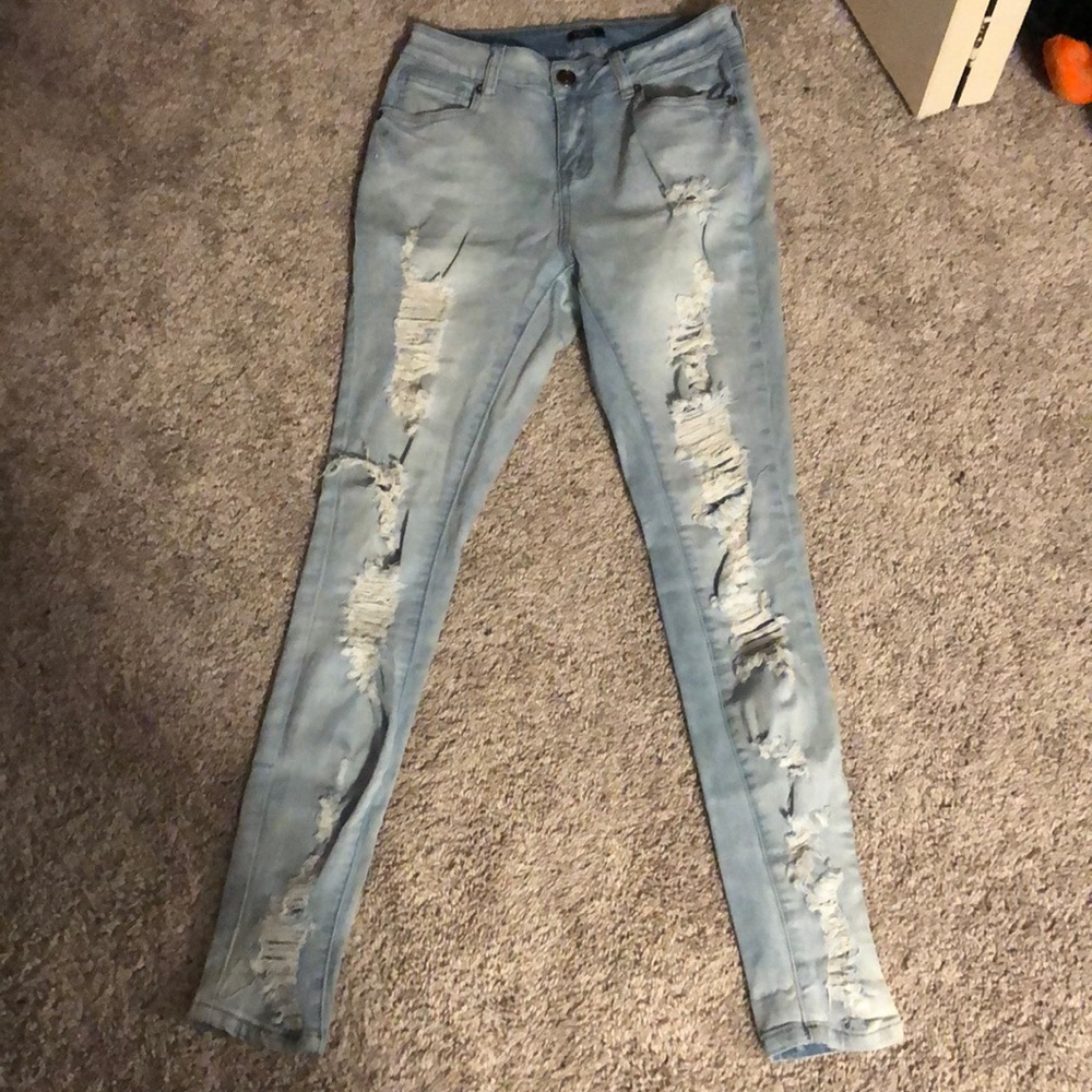 High rise, light wash, ripped jeans from RUE 21